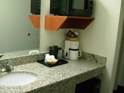 Hotel Oak Tree Inn Pecos  | Pecos | Texas | United States 4