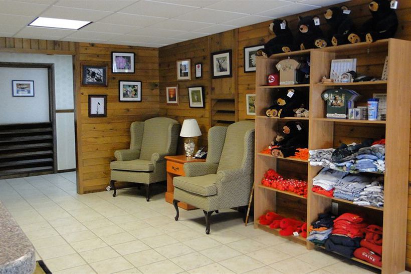 Hotel The Colonial Inn Ellsworth