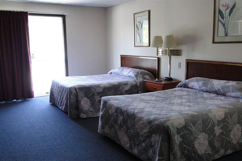 Hotel The Colonial Inn  | Ellsworth | Maine | United States 5