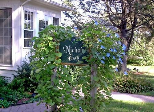 Bed & Breakfast Nichols Guest Rooms  | Seekonk | Massachusetts | United States 2