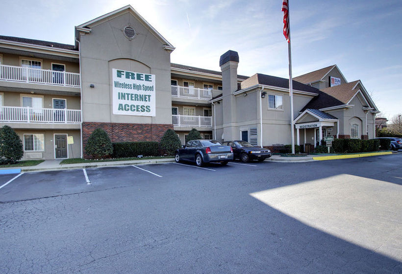 Hotel Lodge America of Greensboro  | Greensboro | North Carolina | United States 11