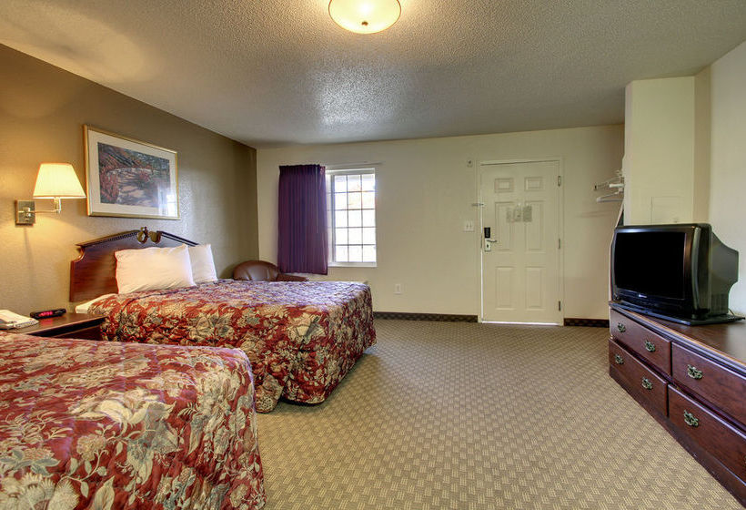 Hotel Lodge America of Greensboro  | Greensboro | North Carolina | United States 5