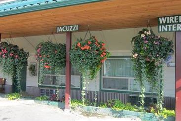 Downtowner Motel Whitefish  | Whitefish | Montana | United States 2