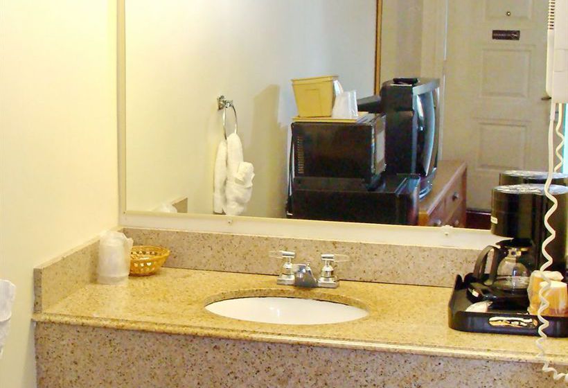 Hotel Flagship Inn & Suites  | Groton | Connecticut | United States 3