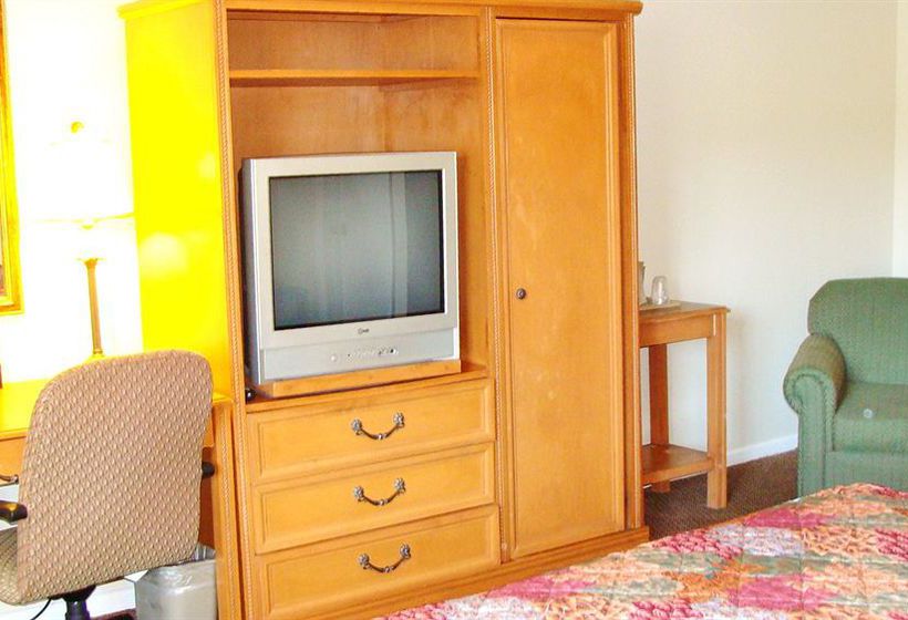 Hotel Flagship Inn & Suites  | Groton | Connecticut | United States 4