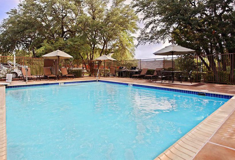 Hotel Hyatt House Austin arboretum 