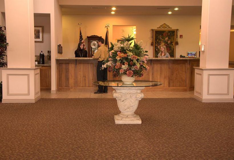 Le Ritz Hotel & Suites 