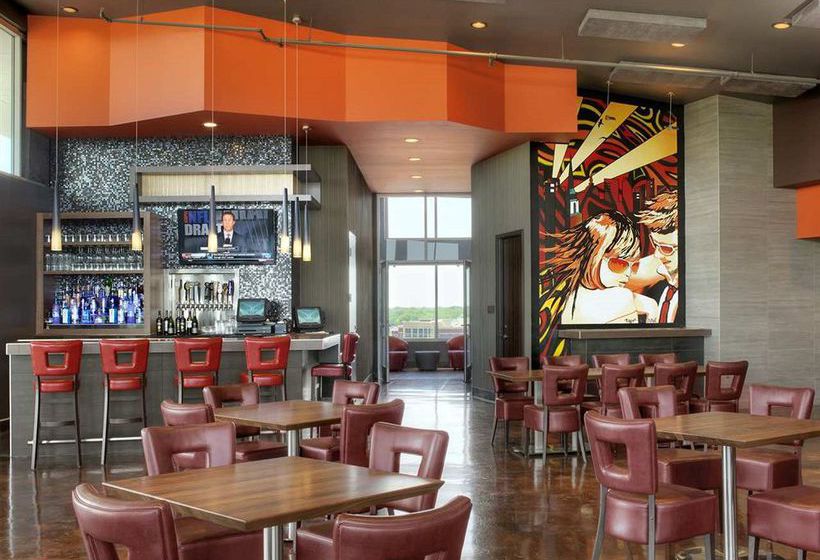 Hotel The Broadway Columbia A DoubleTree by Hilton  | Columbia | Missouri | United States 12