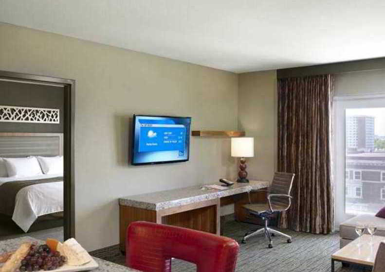 Hotel The Broadway Columbia A DoubleTree by Hilton  | Columbia | Missouri | United States 15