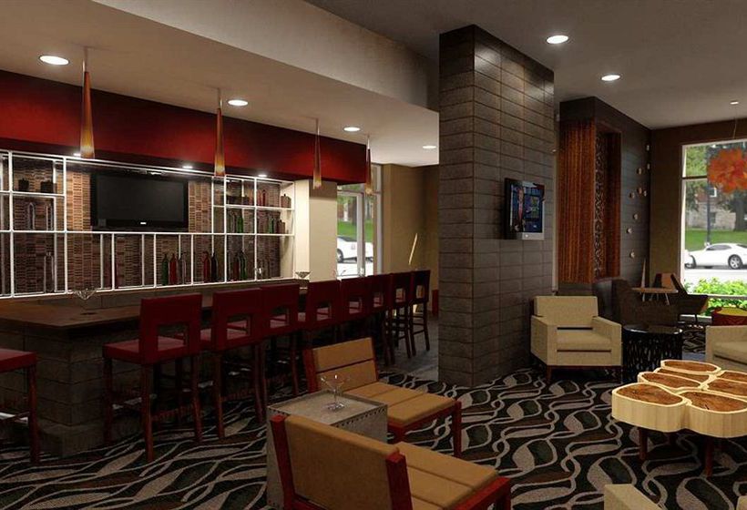 Hotel The Broadway Columbia A DoubleTree by Hilton  | Columbia | Missouri | United States 2