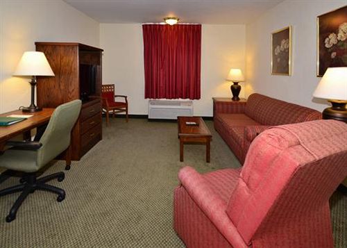 Hotel Quality Inn & Suites North Springfield  | Springfield | Missouri | United States 12