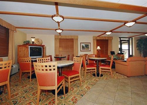 Hotel Quality Inn & Suites North Springfield  | Springfield | Missouri | United States 13