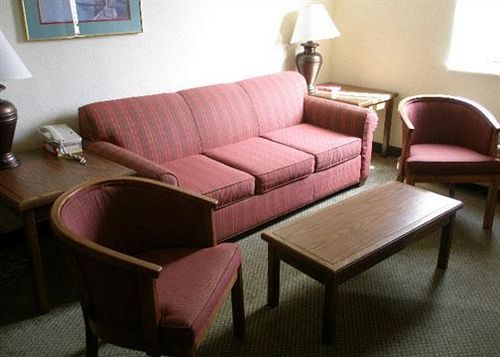 Hotel Quality Inn & Suites North Springfield  | Springfield | Missouri | United States 16