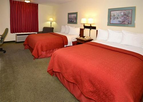 Hotel Quality Inn & Suites North Springfield  | Springfield | Missouri | United States 9