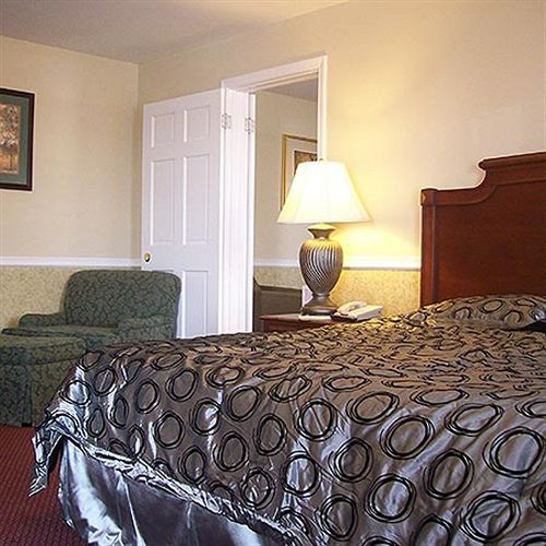 Hotel Alpine Inn  | Rockford | Illinois | United States 4