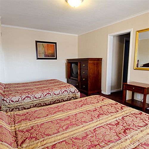 Hotel Alpine Inn  | Rockford | Illinois | United States 7