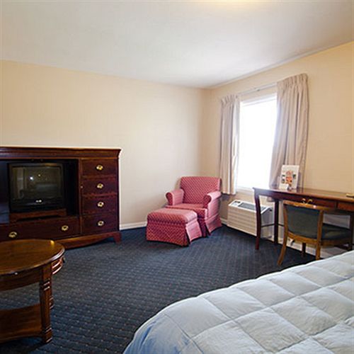 Hotel Alpine Inn  | Rockford | Illinois | United States 8