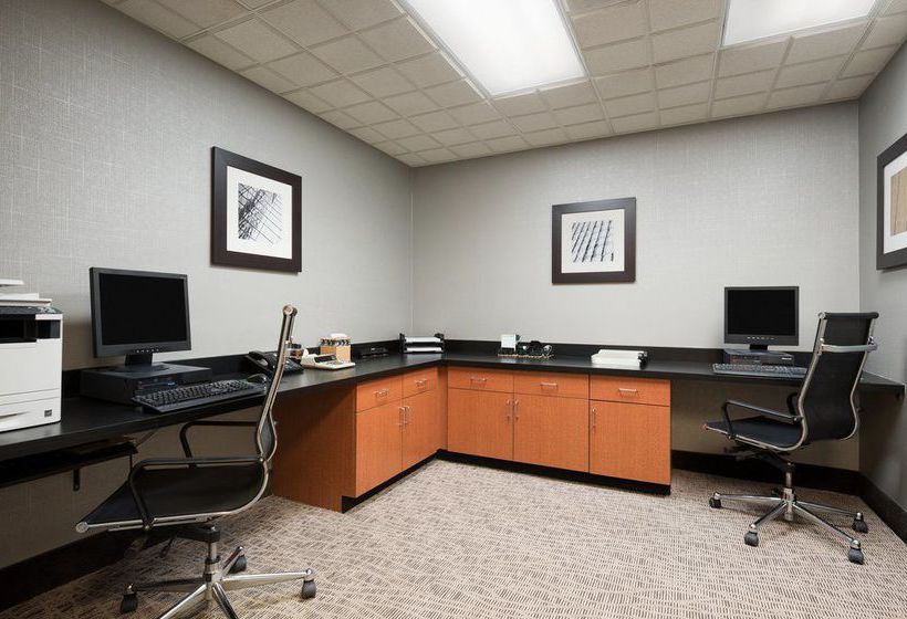 Hotel Wingate By Wyndham Fargo  | Fargo | North Dakota | United States 3