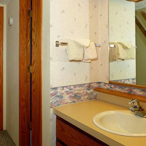 Hotel Ski Trail Condominiums  | Steamboat Springs | Colorado | United States 14