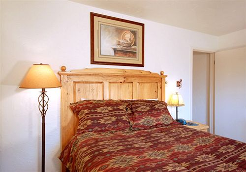 Hotel Ski Trail Condominiums  | Steamboat Springs | Colorado | United States 4