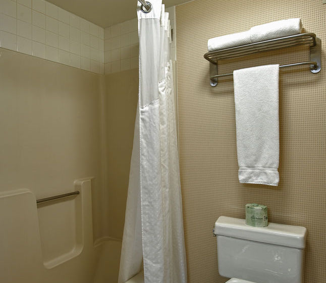 Hotel SpringHill Suites by Marriott Milford  | Milford | Connecticut | United States 13