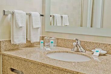 Hotel SpringHill Suites Charlotte Airport  | Charlotte | North Carolina | United States 10