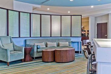 Hotel SpringHill Suites Charlotte Airport  | Charlotte | North Carolina | United States 15