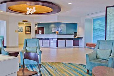 Hotel SpringHill Suites Charlotte Airport  | Charlotte | North Carolina | United States 18