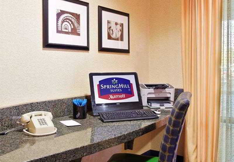 Hotel SpringHill Suites Detroit Southfield  | Southfield | Michigan | United States 8