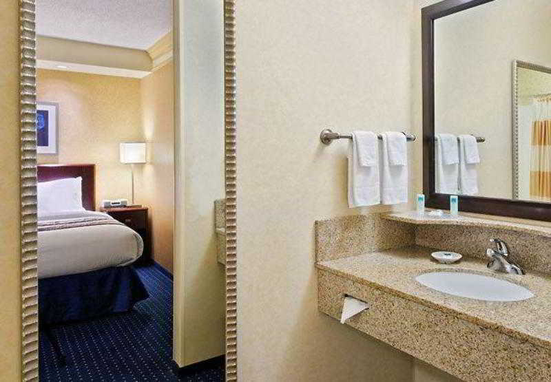 Hotel SpringHill Suites Detroit Southfield  | Southfield | Michigan | United States 9