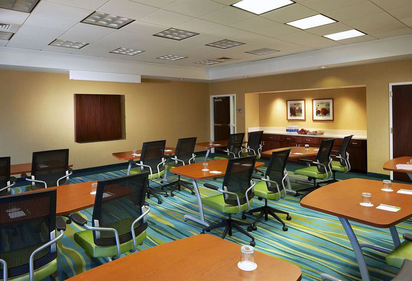 Hotel SpringHill Suites Newark International Airport  | Newark | New Jersey | Estados Unidos 10