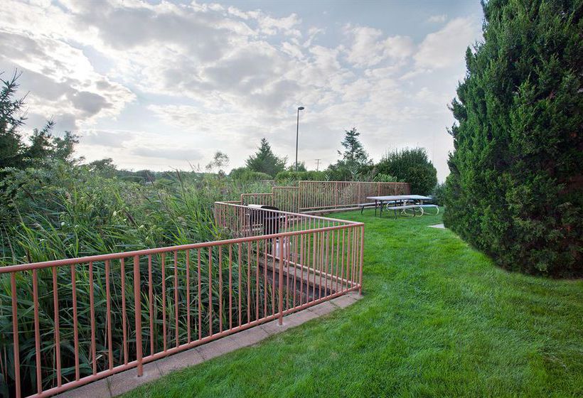 Hotel Candlewood Suites Detroit-Ann Arbor  | Ann Arbor | Michigan | United States 3