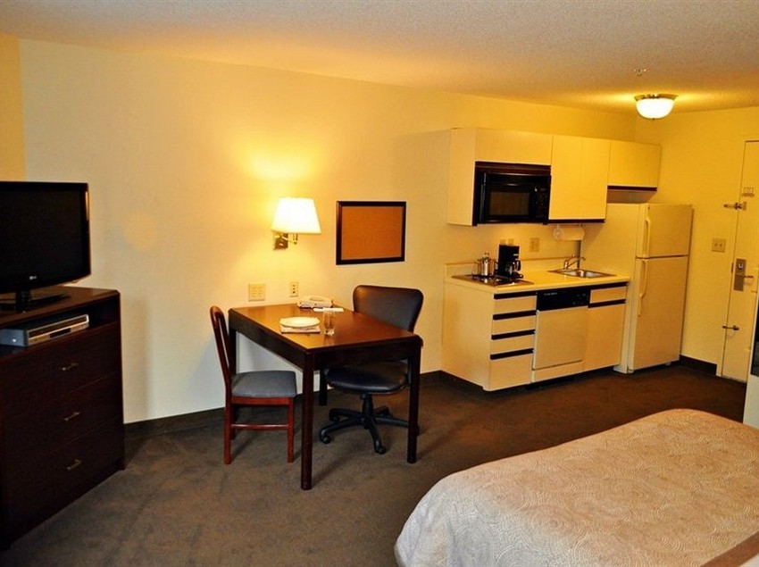 Hotel Candlewood Suites Raleigh crabtree  | Raleigh | North Carolina | United States 15
