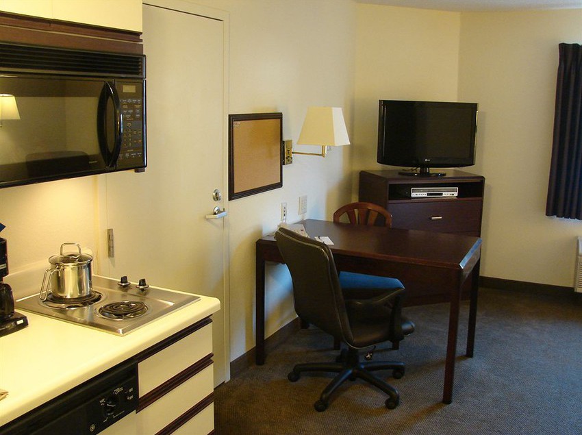 Hotel Candlewood Suites Raleigh crabtree  | Raleigh | North Carolina | United States 19