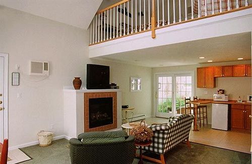 Country Garden Inn & Motel  | Rowley | Massachusetts | United States 5
