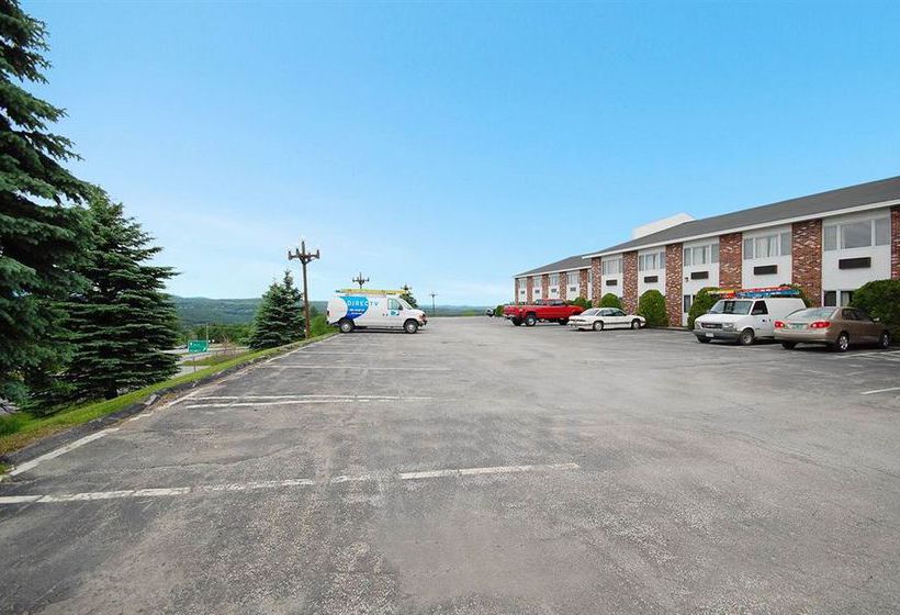 Hotel Hilltop Inn  | Berlin | Vermont | United States