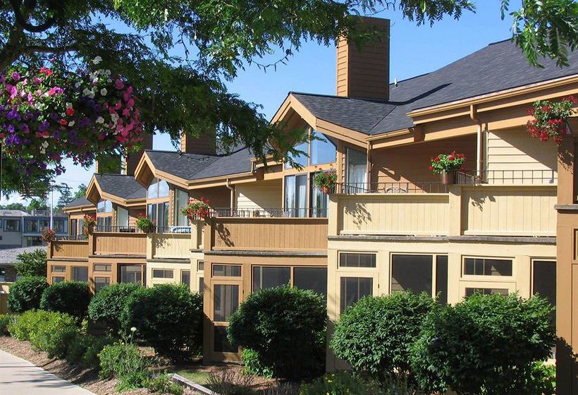 Hotel Pointes North Inn Charlevoix Michigan