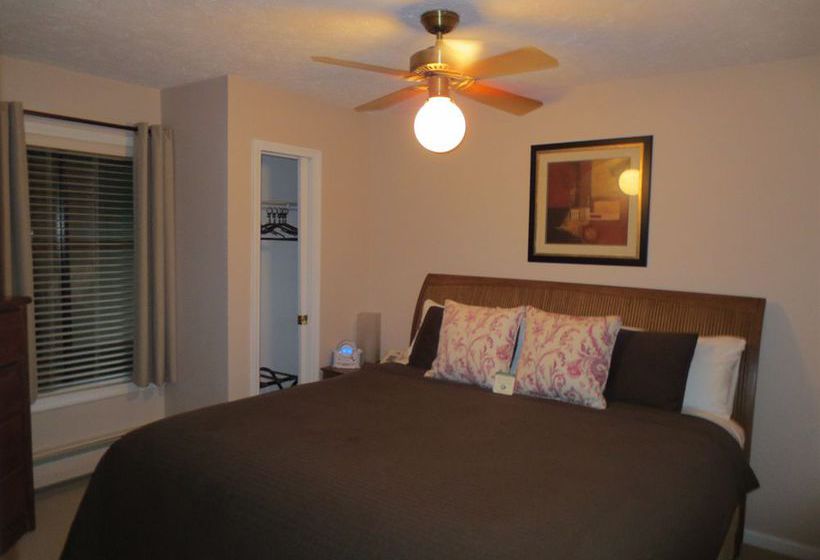 Hotel Pointes North Inn Charlevoix  | Charlevoix | Michigan | United States 14