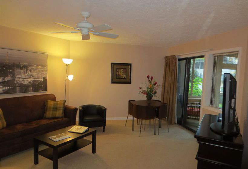 Hotel Pointes North Inn Charlevoix  | Charlevoix | Michigan | United States 15