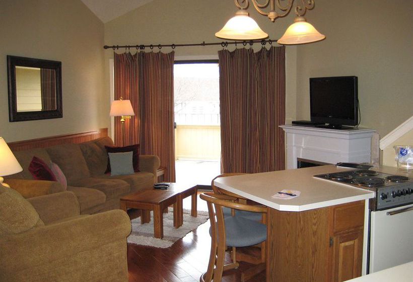 Hotel Pointes North Inn Charlevoix  | Charlevoix | Michigan | United States 3