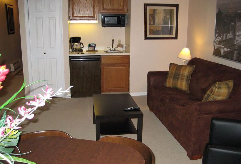 Hotel Pointes North Inn Charlevoix  | Charlevoix | Michigan | United States 5