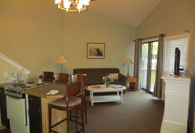 Hotel Pointes North Inn Charlevoix  | Charlevoix | Michigan | United States 7