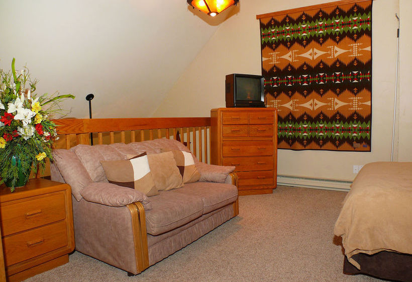 Hotel Yampa View Condominiums  | Steamboat Springs | Colorado | United States 12