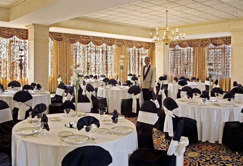 Hotel Holiday Inn Select Memphis Downtown ( Beale St.)  | Memphis | Tennessee | United States 2