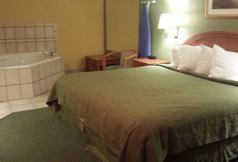 Hotel Quality Inn & Suites West  | Amarillo | Texas | United States 6