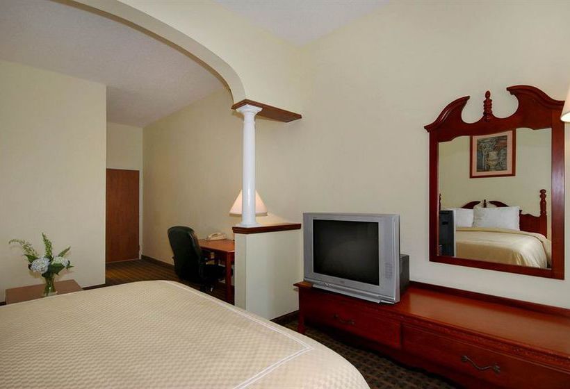 Hotel Comfort Suites Historic  | Savannah | Georgia | United States 8