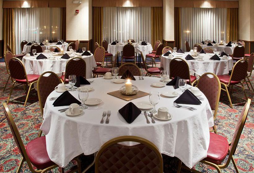 Hotel Holiday Inn Cleveland Airport  | Cleveland | Ohio | United States 8