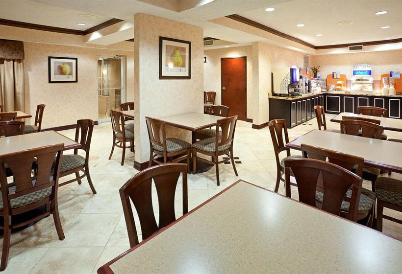Holiday Inn Express Hotel & Suites Dallas Park Central Northeast  | Dallas | Texas | United States 6