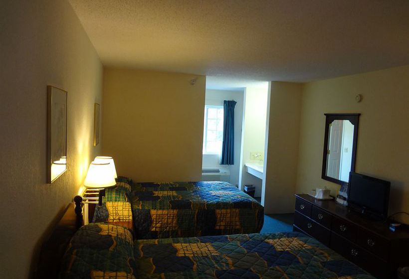 Hotel Voyager Inn St. Ignace   | St. Ignace | Michigan | United States 10