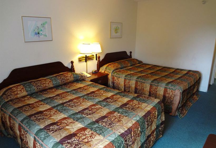 Hotel Voyager Inn St. Ignace   | St. Ignace | Michigan | United States 18